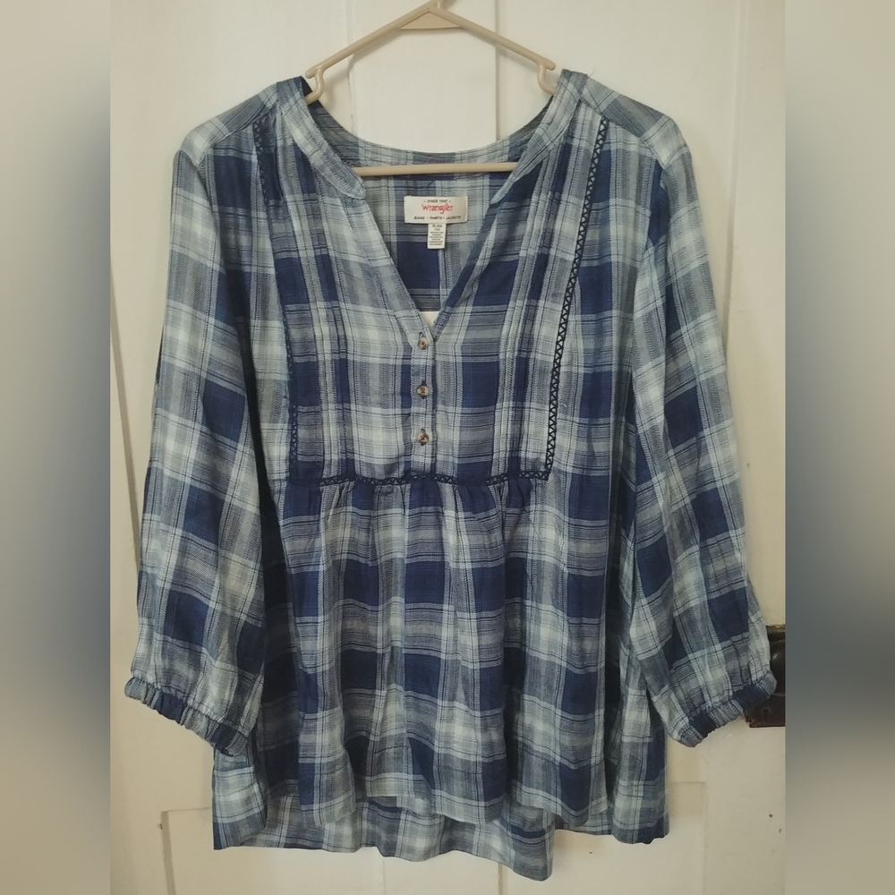 NWT Wrangler Women's Blue Plaid Tunic V Neck Cowboycore Blouse Size XL (D)